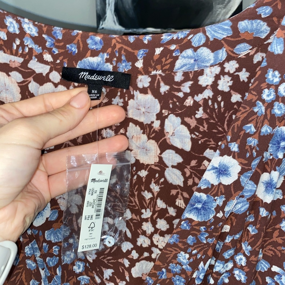 Madewell Challis Wrap Midi Dress in Woodland Floral - Picture 7 of 7